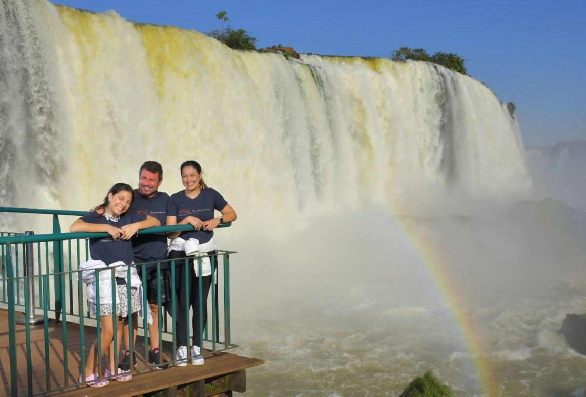 Parque Nacional do Iguaçu celebra visitante de número 1 milhão em 2024