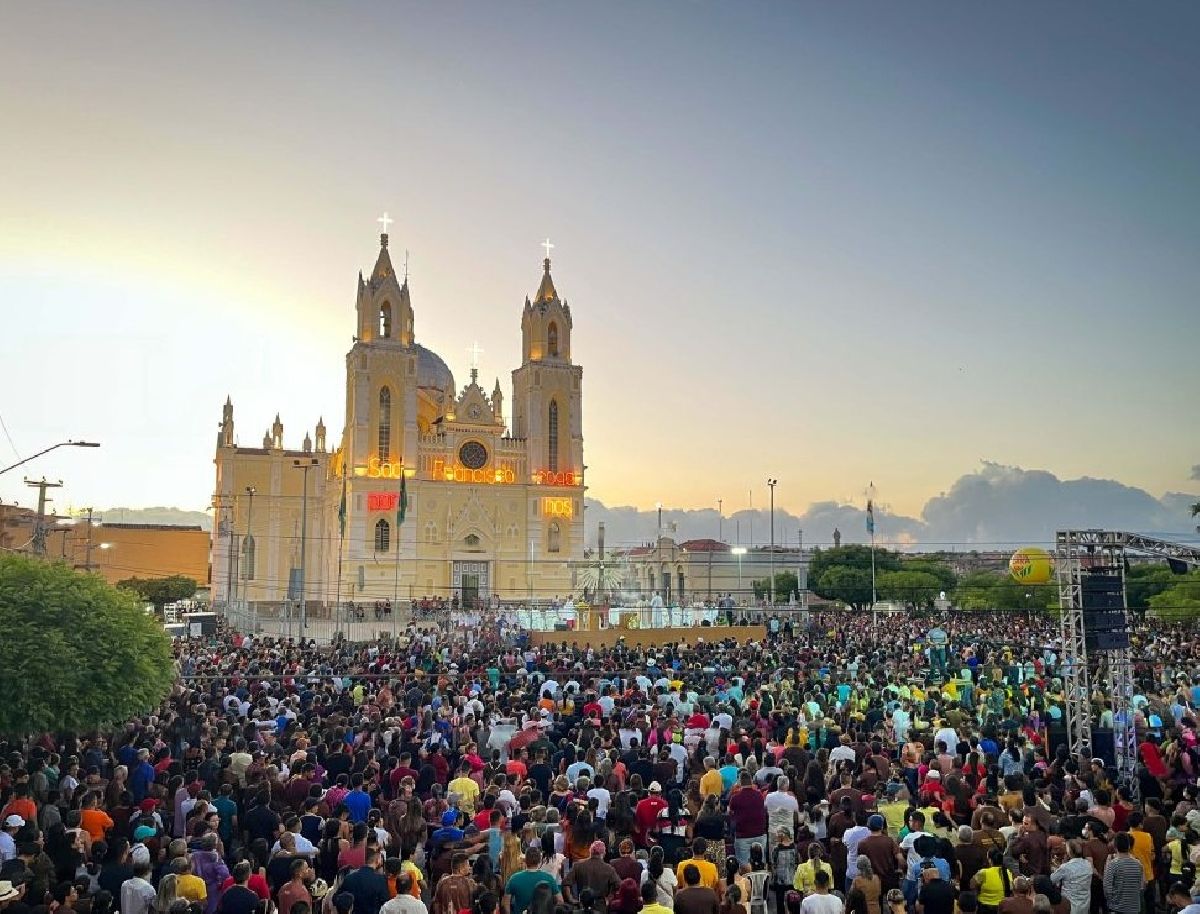 Romarias de São Francisco iniciam em Canindé com apoio logístico do poder público