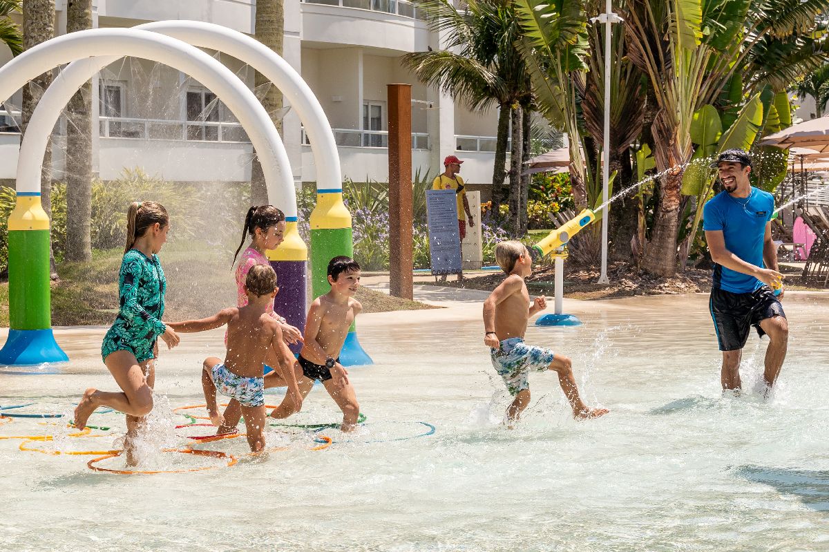 Dia das Crianças no Hotel Jequitimar Guarujá Resort & Spa com experiências para toda a família