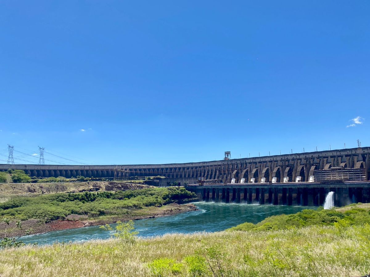 Uma viagem pela Usina Itaipu Binacional e seus passeios surpreendentes