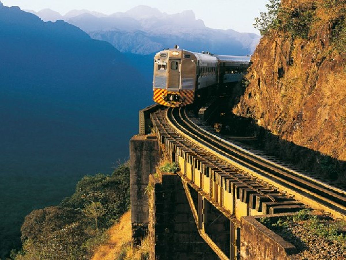 Passeio de trem no Paraná é eleito um dos melhores do mundo por publicação internacional