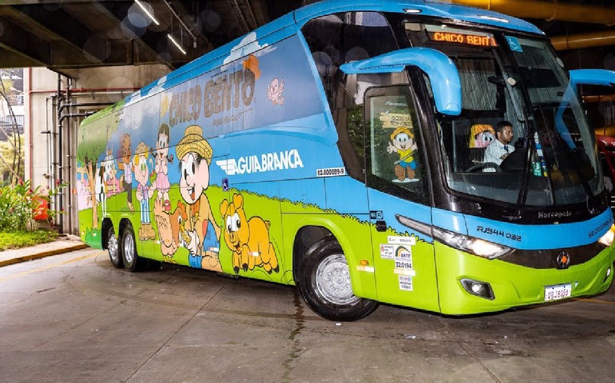 Ônibus temático da Águia Branca com Chico Bento faz viagem inaugural em Minas Gerais